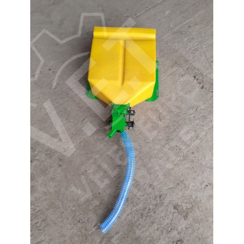 Бачок для удобрений картофелесажалки