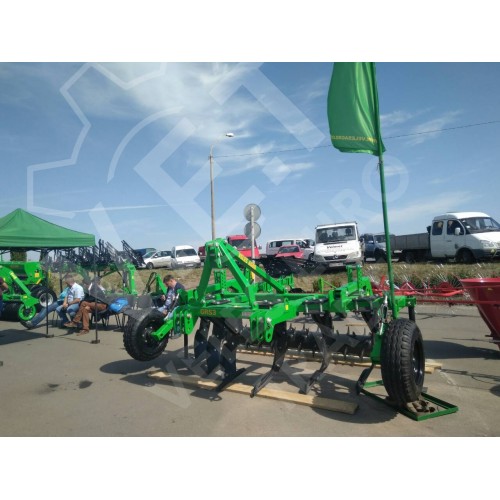 Глубокорыхлитель стреловидный ГРС-3