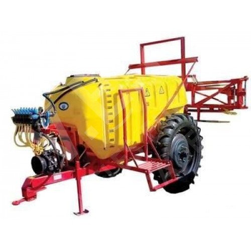 Опрыскиватель прицепной 2500л /18м