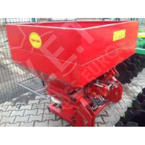 Разбрасыватель удобрений Jar Met 1000л