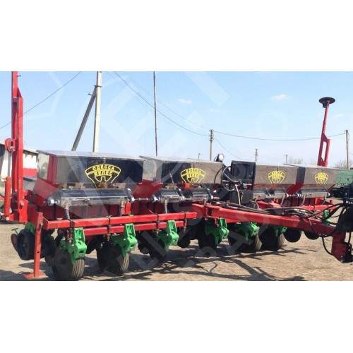 Сеялка пропашная точного высева с системой контроля высева СПМ-8